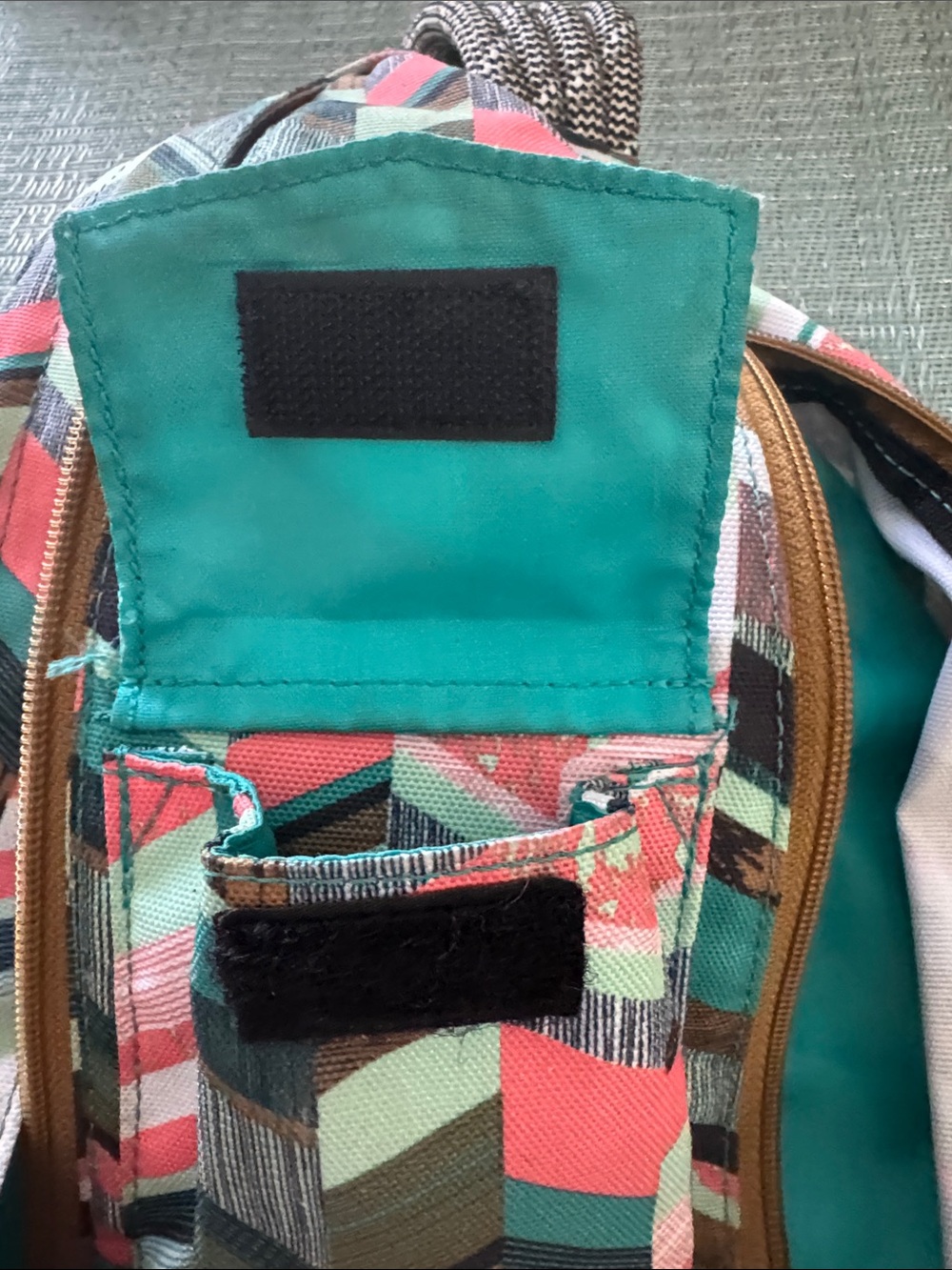 KAVU Rope Sling Bag Chevron Geometric ‎ Outdoor Backpack - Picture 7 of 7